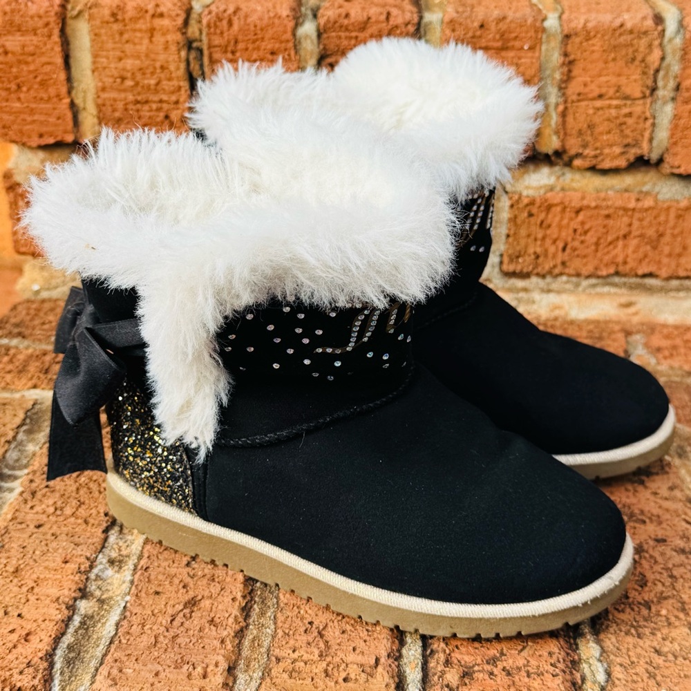 Juicy Couture Girls  Burbank Fur-Lined Boots with Glitter Detail size 2M